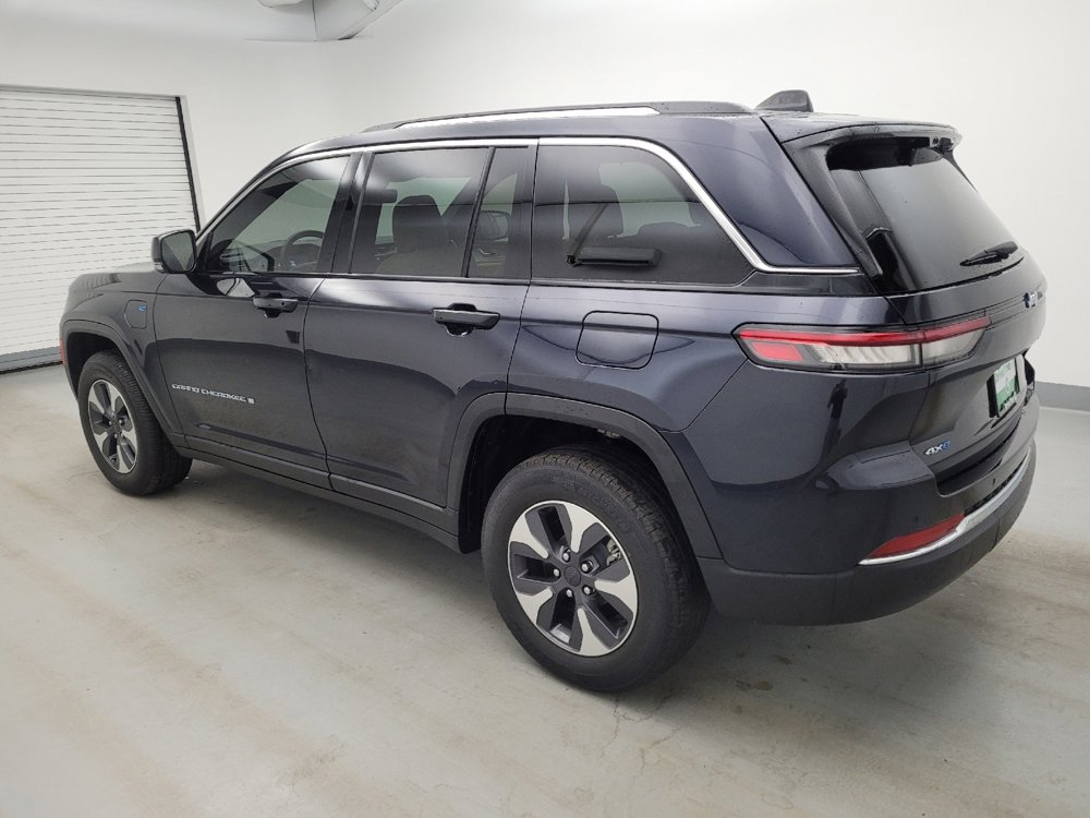 Used 2022 Jeep Grand Cherokee Limited 4xe w/ Luxury Tech Group II AWD/4WD image 3