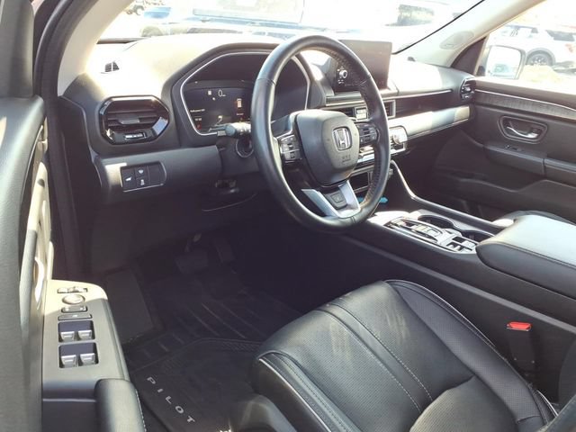 Used 2024 Honda Pilot Elite image 6
