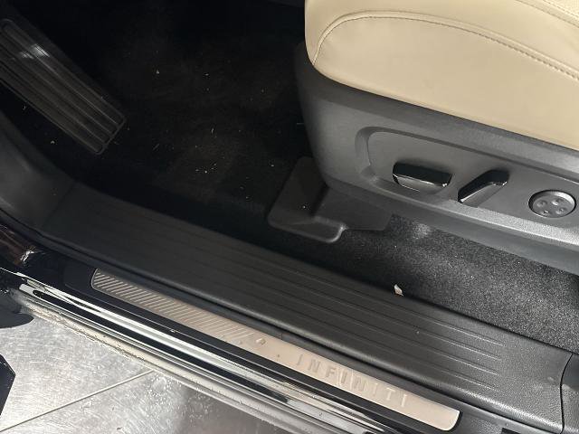 Certified 2025 INFINITI QX60 Pure image 15