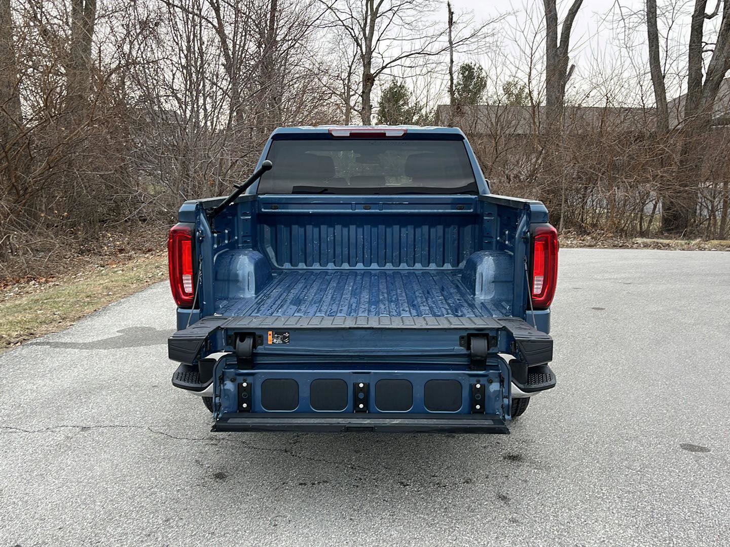 Used 2024 GMC Sierra 1500 SLT image 5