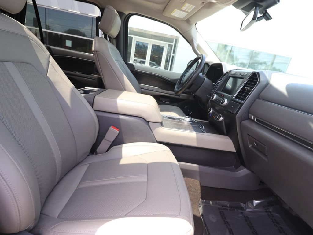 Certified 2019 Ford Expedition Limited w/ Equipment Group 302A RWD image 16