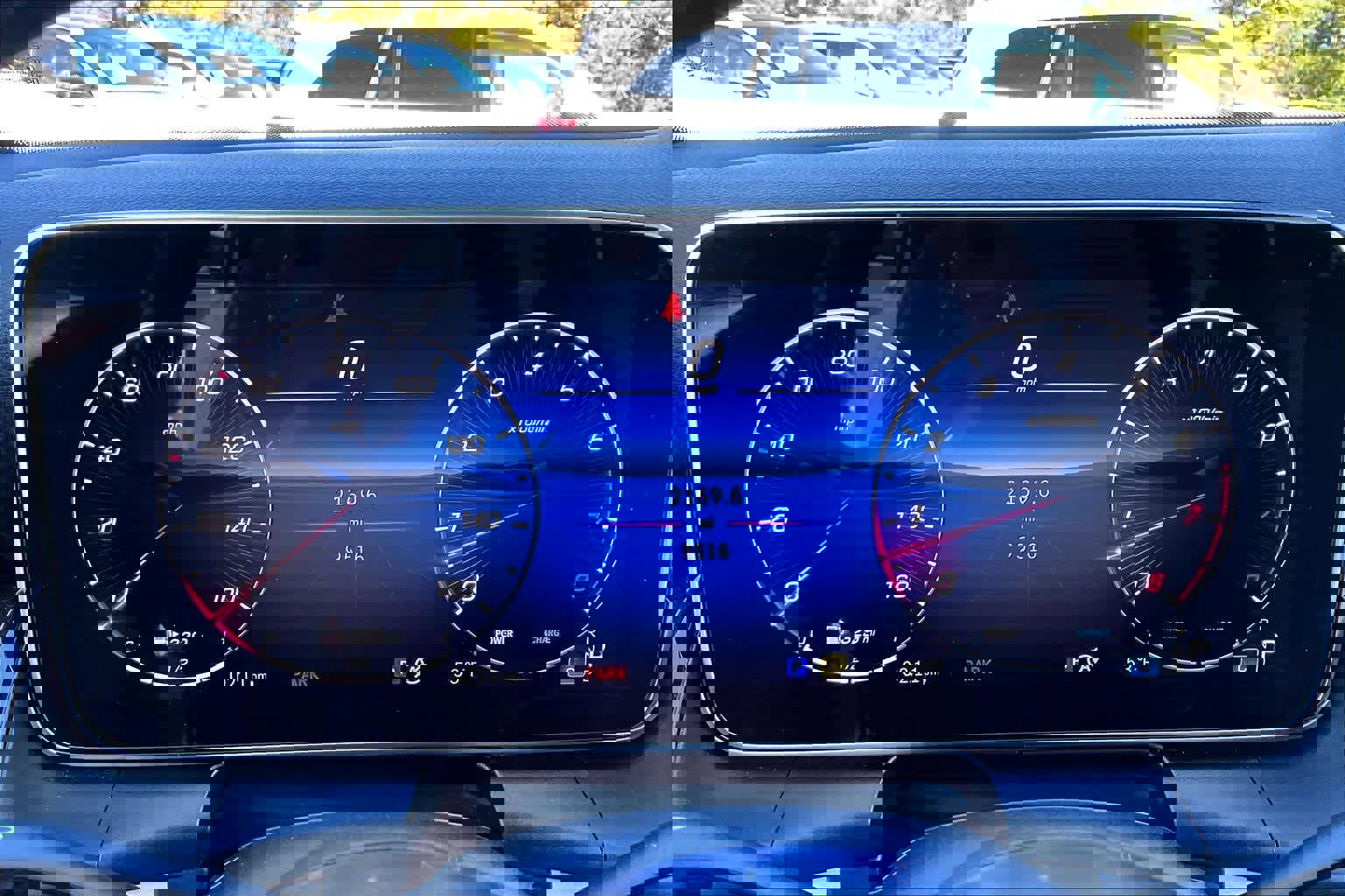 Certified 2025 Mercedes-Benz GLC 300 image 25