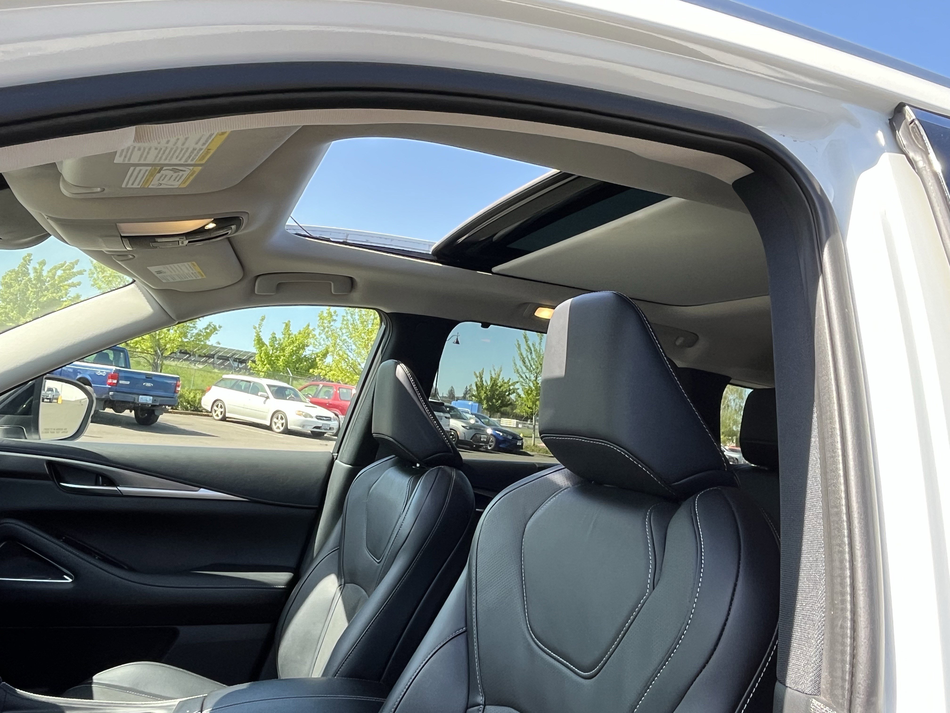 Used 2023 INFINITI QX60 Luxe w/ Vision Package AWD/4WD image 19