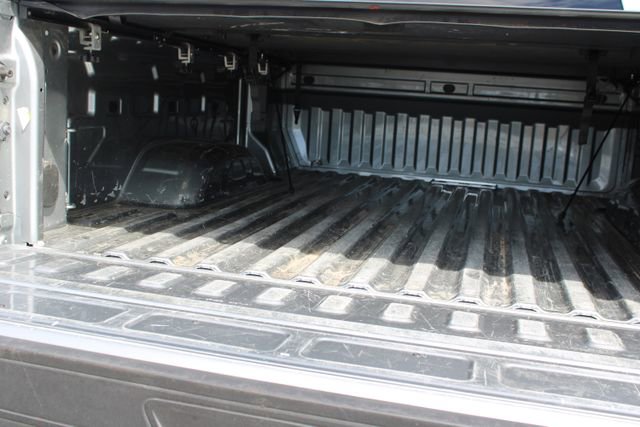 Used 2024 Chevrolet Silverado 3500 LT image 9