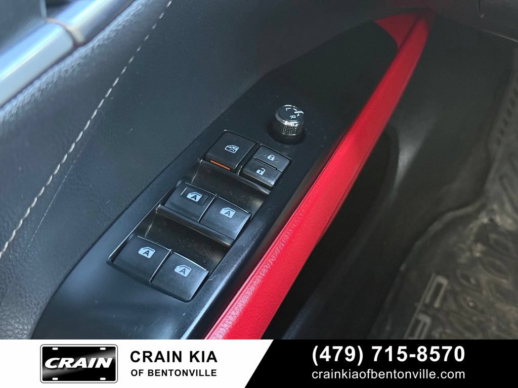 Used 2018 Toyota Camry XSE FWD image 10