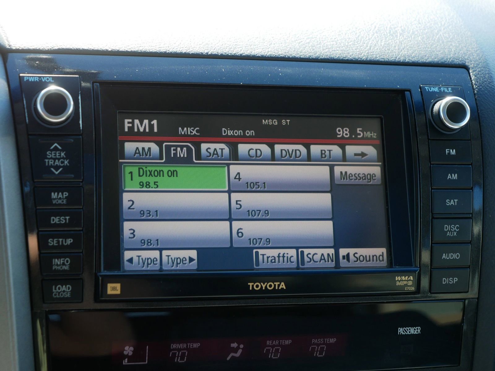 Used 2012 Toyota Sequoia Platinum AWD/4WD image 24