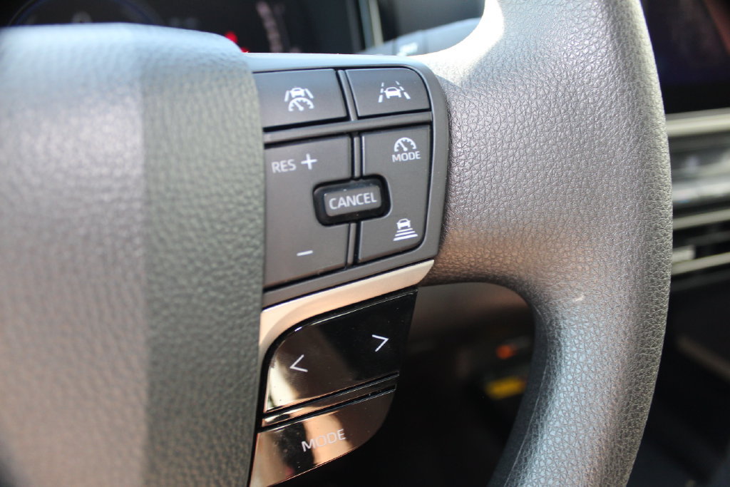 Used 2025 Toyota Camry LE FWD image 19
