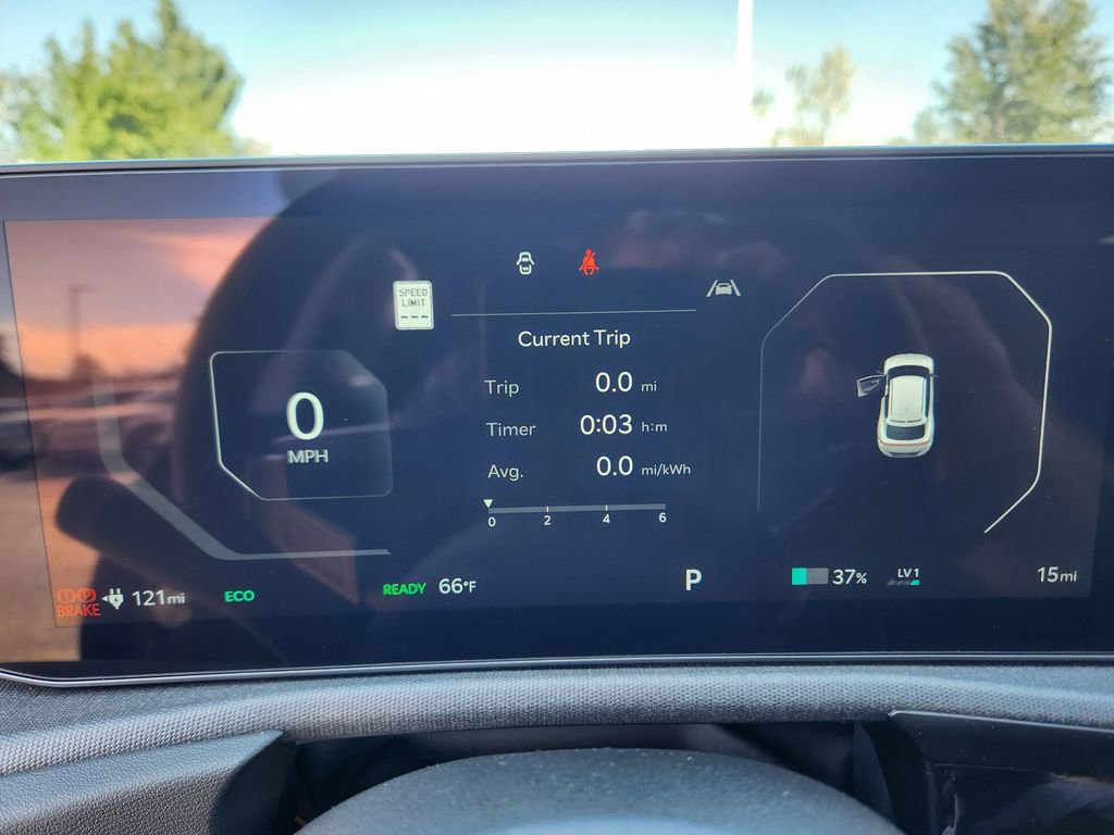 New 2025 Kia EV6 Light w/ Light LR Technology Package image 17