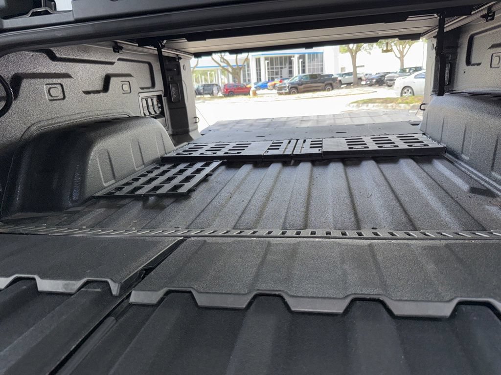 Used 2026 Chevrolet Silverado EV Trail Boss w/ LPO, Gameday Tailgate Package AWD/4WD image 43