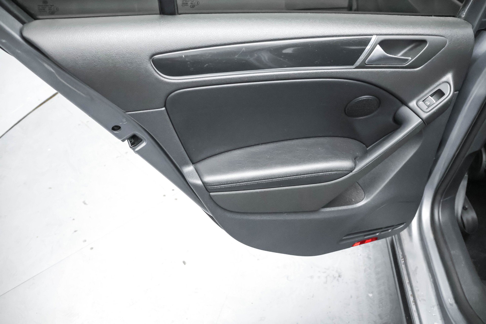 Used 2011 Volkswagen GTI Autobahn image 17