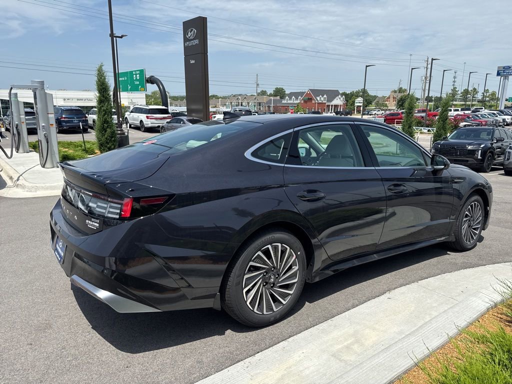 New 2025 Hyundai Sonata SEL image 4