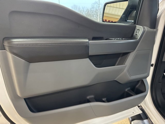 Used 2023 Ford F150 XLT w/ XTR Package image 13