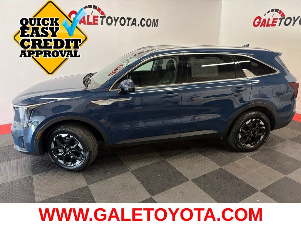 Used 2025 Kia Sorento S w/ Panoramic Sunroof Package AWD/4WD image 9