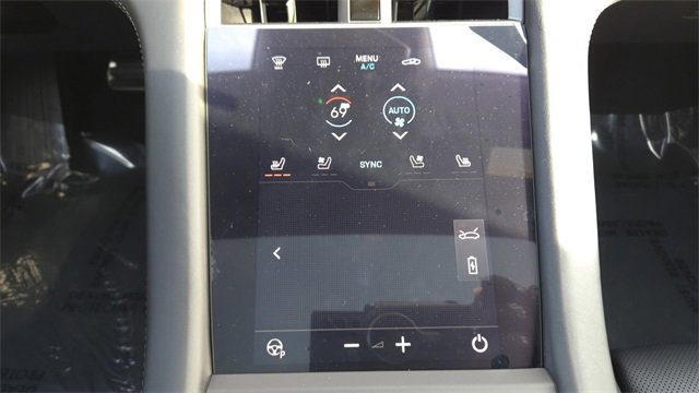 New 2025 Porsche Taycan image 20