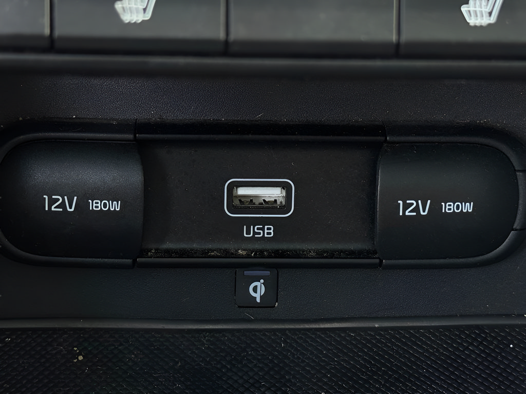 Used 2021 Kia Sportage S w/ S AWD Premium Package image 28