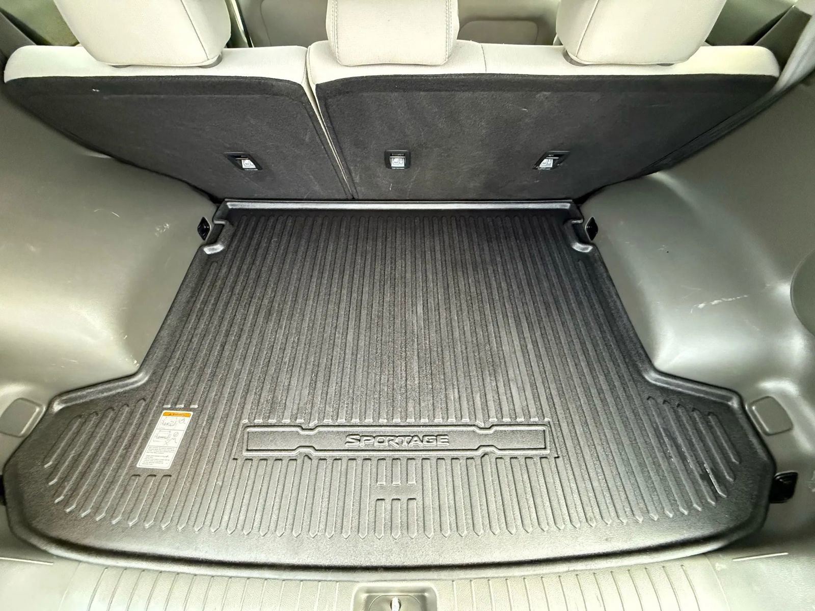 Used 2017 Kia Sportage LX w/ LX Popular Package image 11