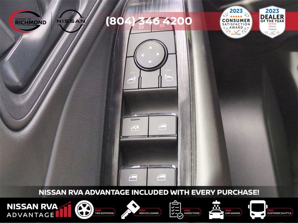 New 2025 Nissan Rogue S image 23