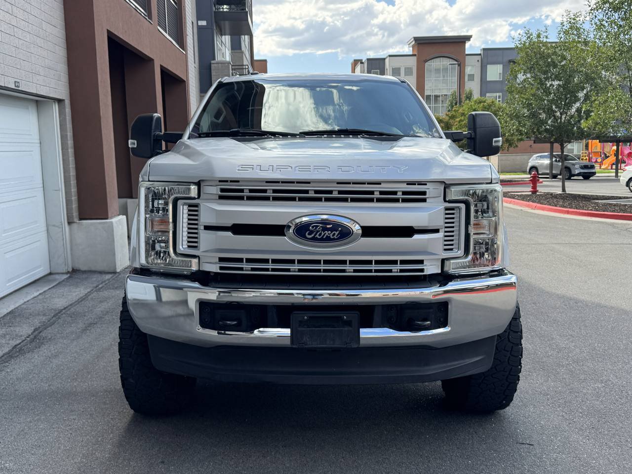 Used 2017 Ford F250 XLT AWD/4WD image 9