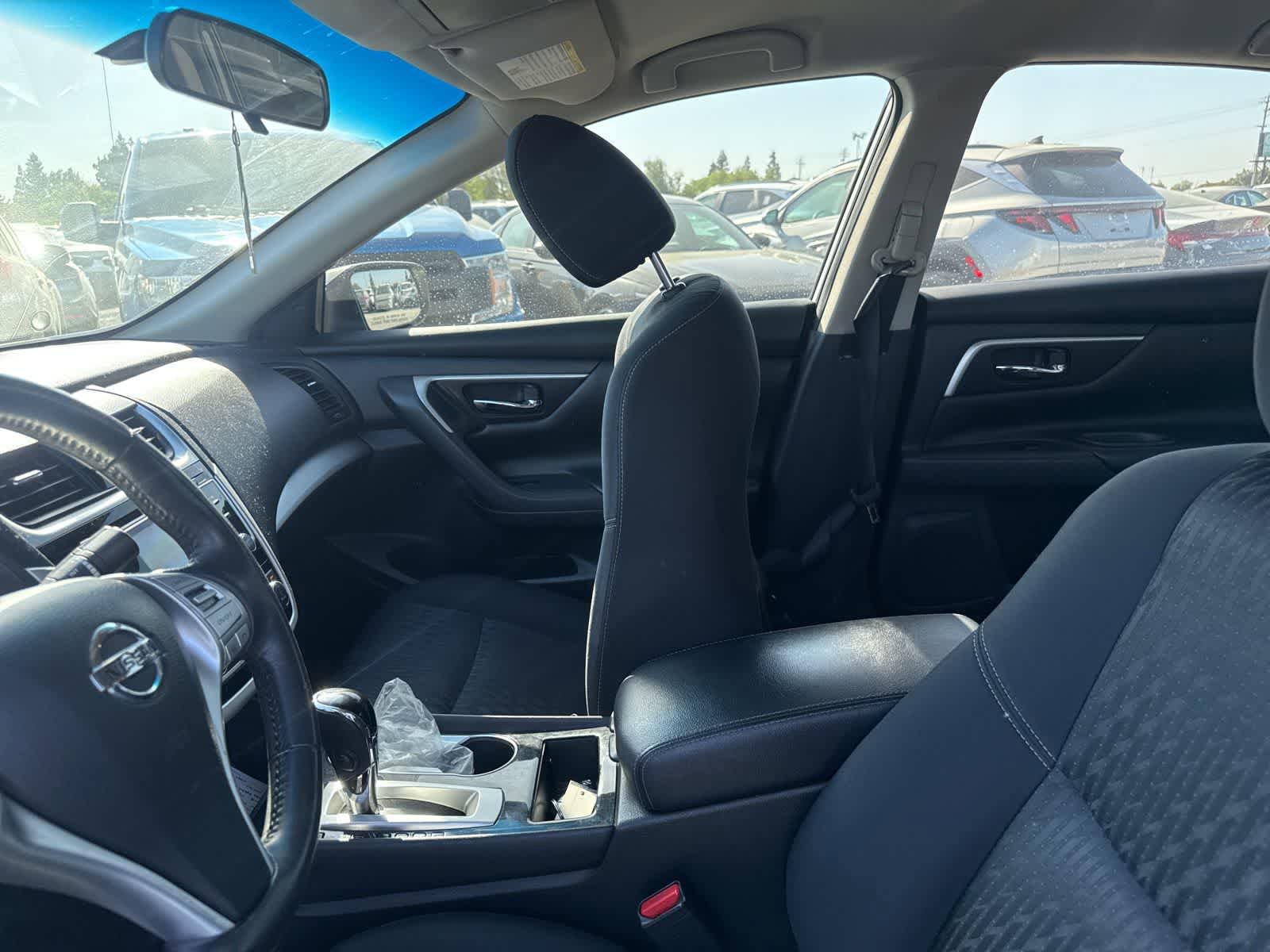 Used 2018 Nissan Altima 2.5 SV FWD image 21