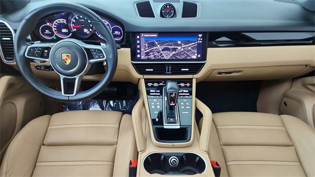 Used 2022 Porsche Cayenne image 35