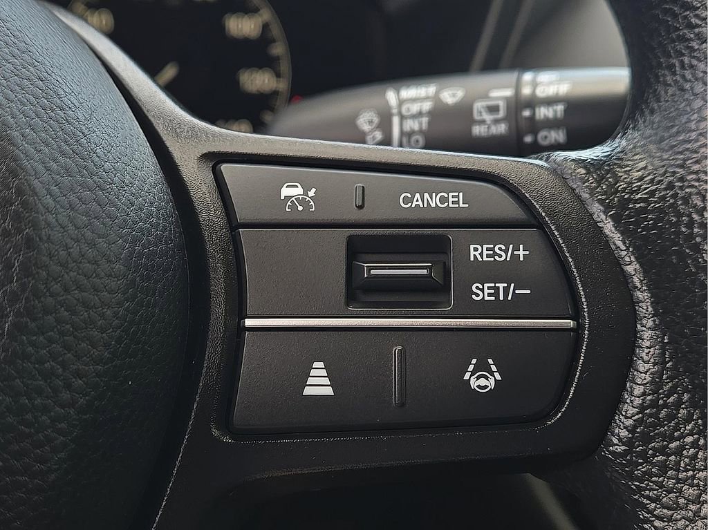 Used 2023 Honda HR-V LX image 18