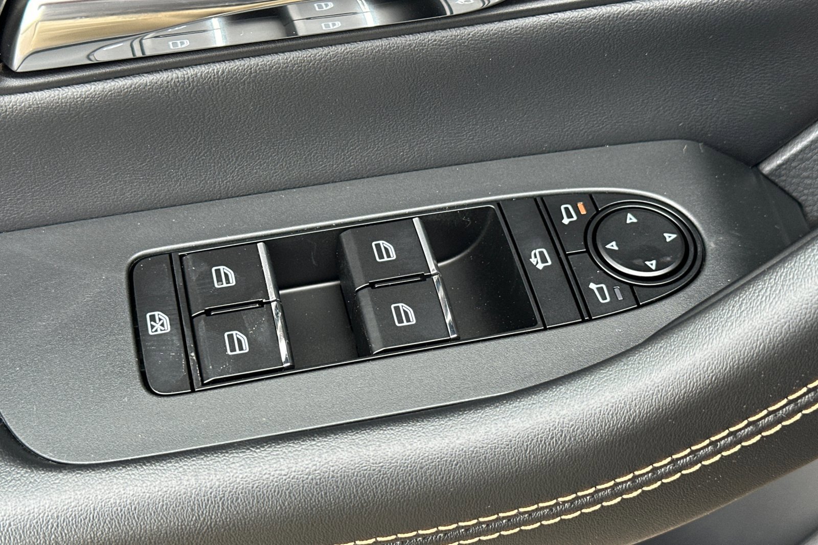 New 2026 MAZDA CX-90 Plug-In Hybrid w/ Premium Plus image 12