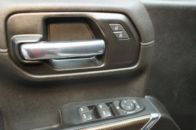 Used 2021 Chevrolet Silverado 1500 LT Trail Boss w/ Bed Protection Package image 17