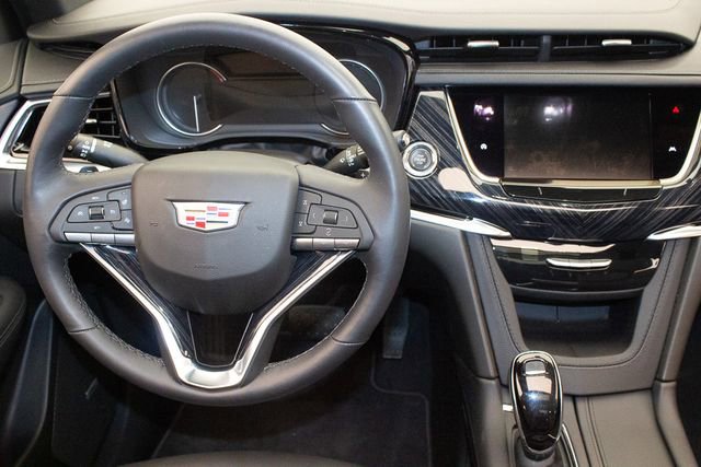 Used 2024 Cadillac XT6 Premium Luxury w/ LPO, Floor Liner Package image 18