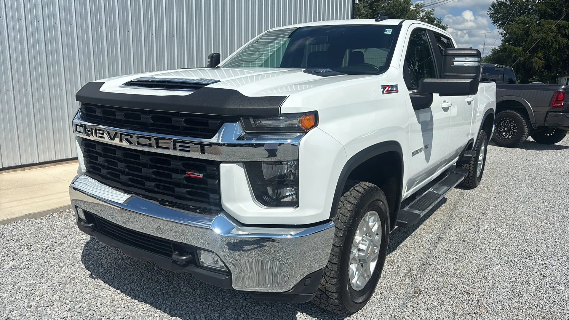 Used 2023 Chevrolet Silverado 2500 LT w/ Convenience Package AWD/4WD image 16