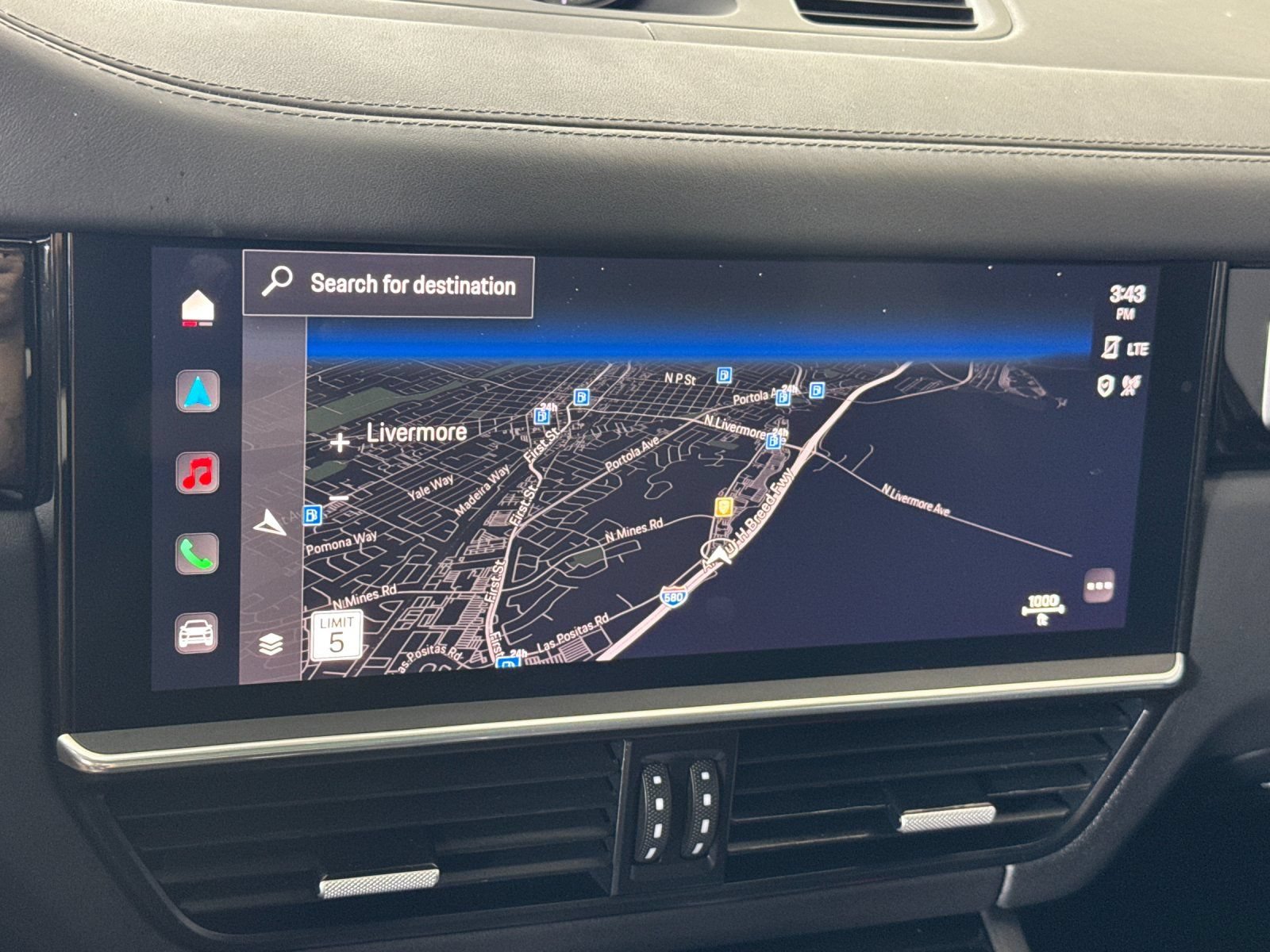 Certified 2023 Porsche Cayenne GTS AWD/4WD image 19