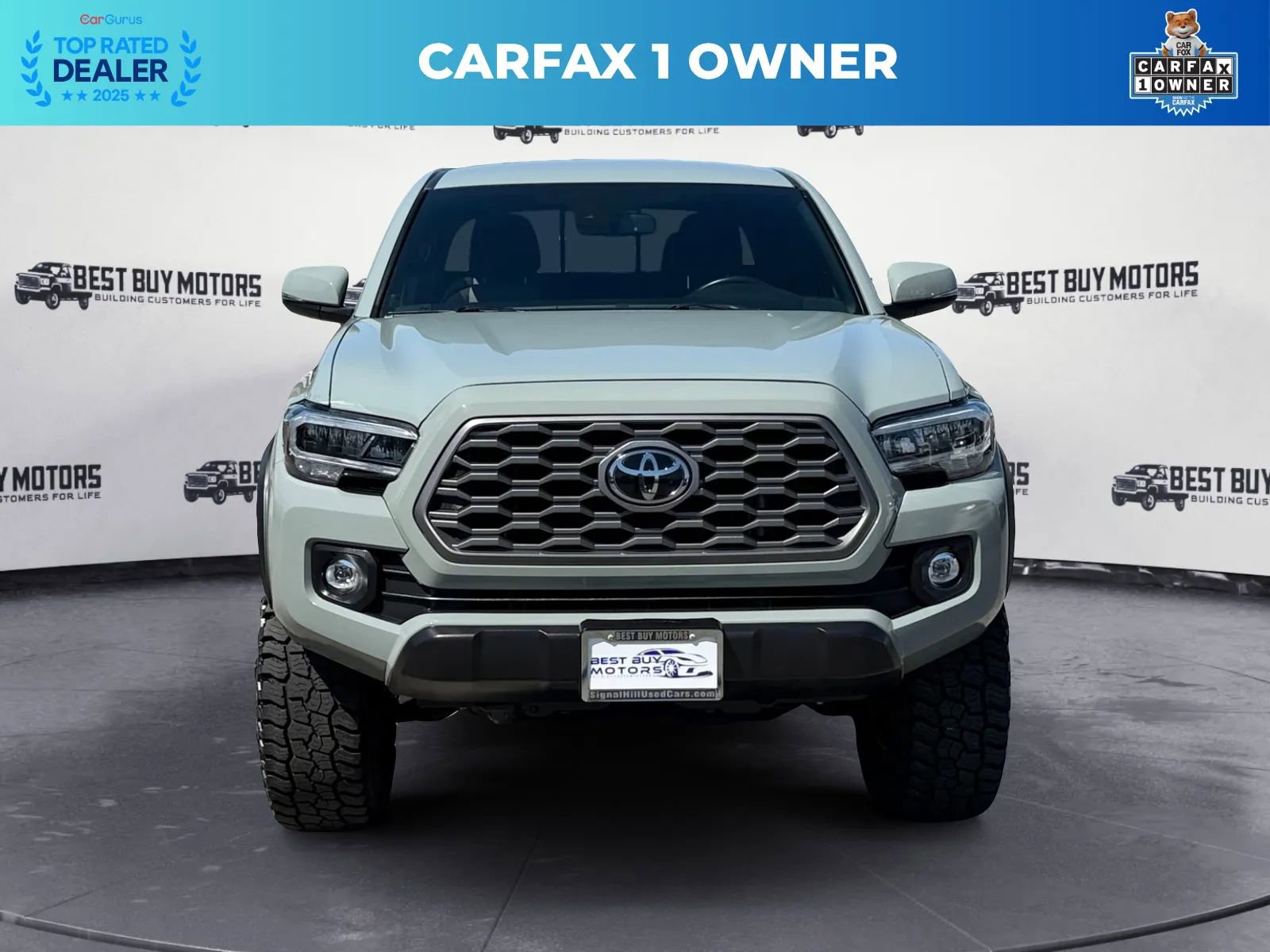 Used 2023 Toyota Tacoma TRD Off-Road AWD/4WD image 2