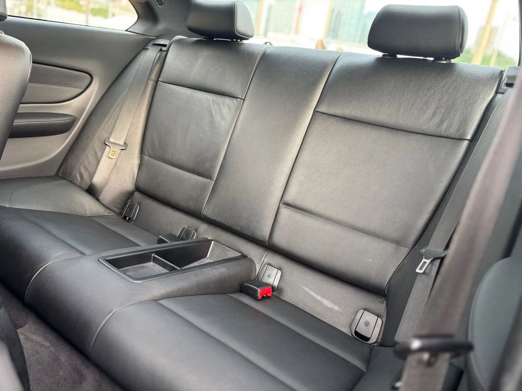 Used 2013 BMW 135i Coupe image 10