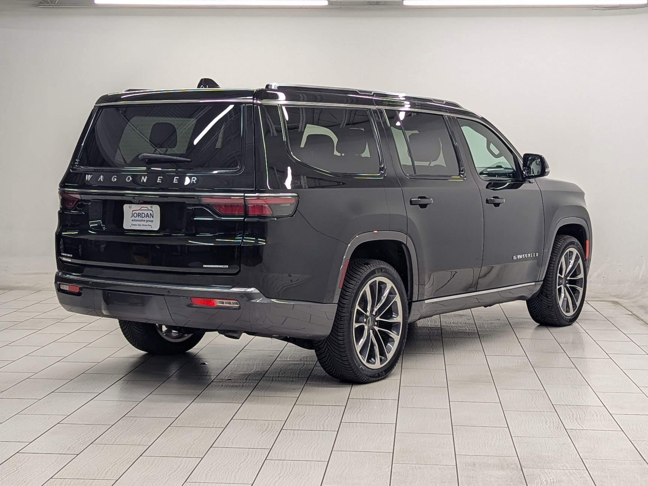 Used 2022 Jeep Wagoneer Series III w/ Premium Group I image 7