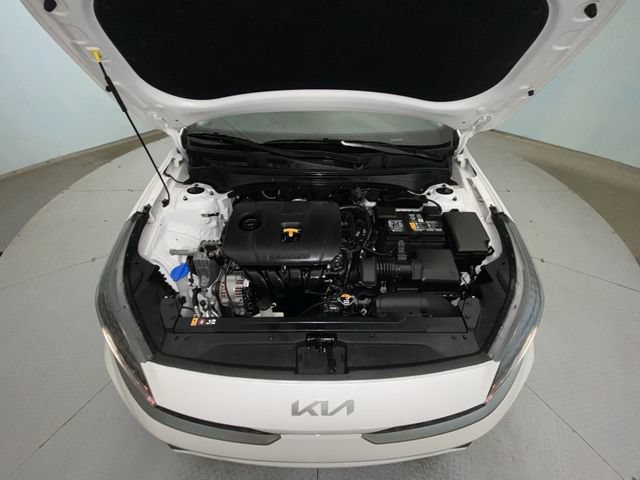 Used 2023 Kia Forte LXS FWD image 24