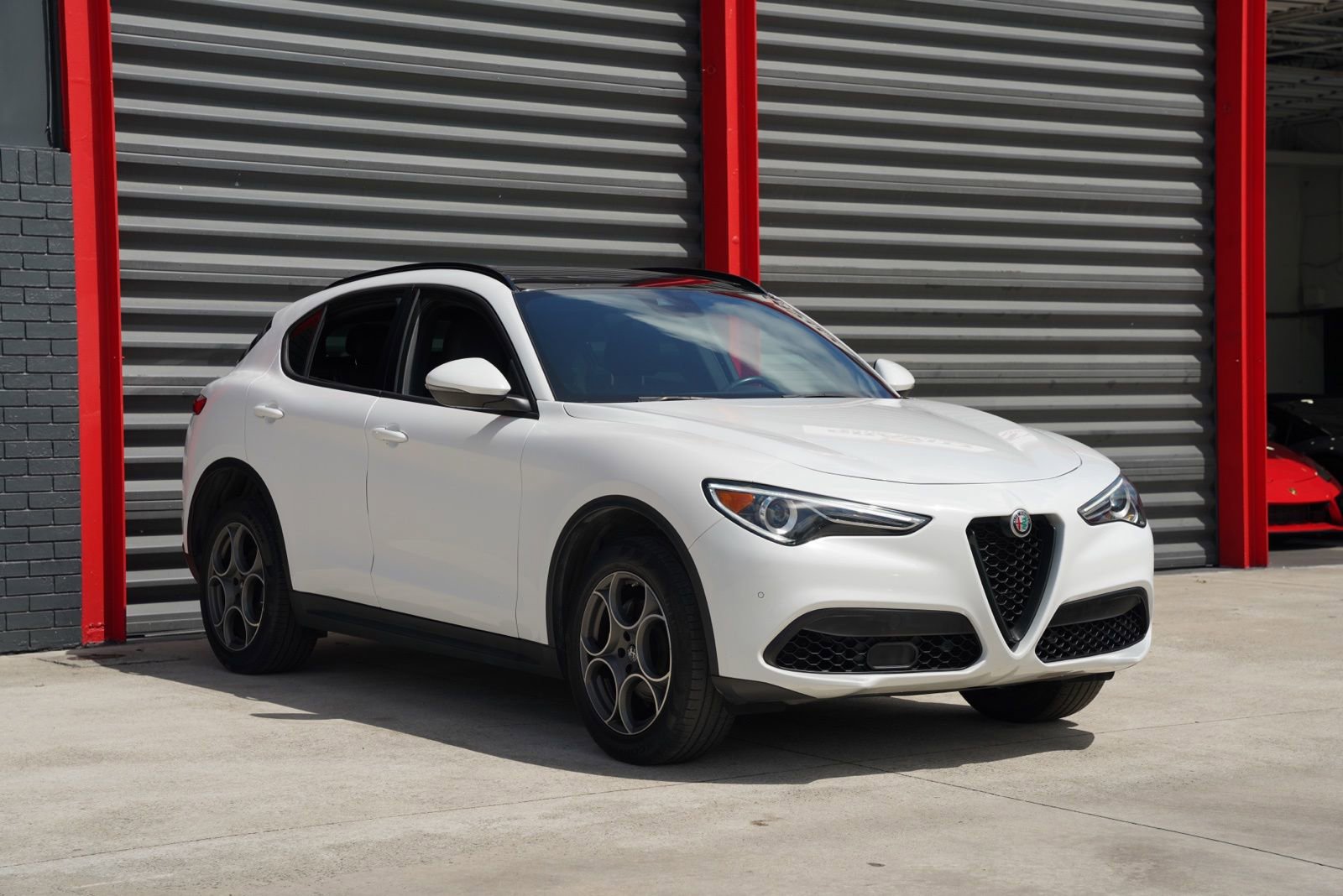 Used 2023 Alfa Romeo Stelvio Sprint RWD image 3