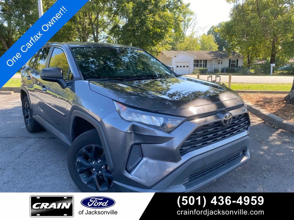 Used 2022 Toyota RAV4 LE AWD/4WD image 1