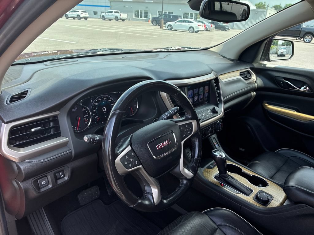 Used 2018 GMC Acadia Denali w/ LPO, Protection Package AWD/4WD image 12