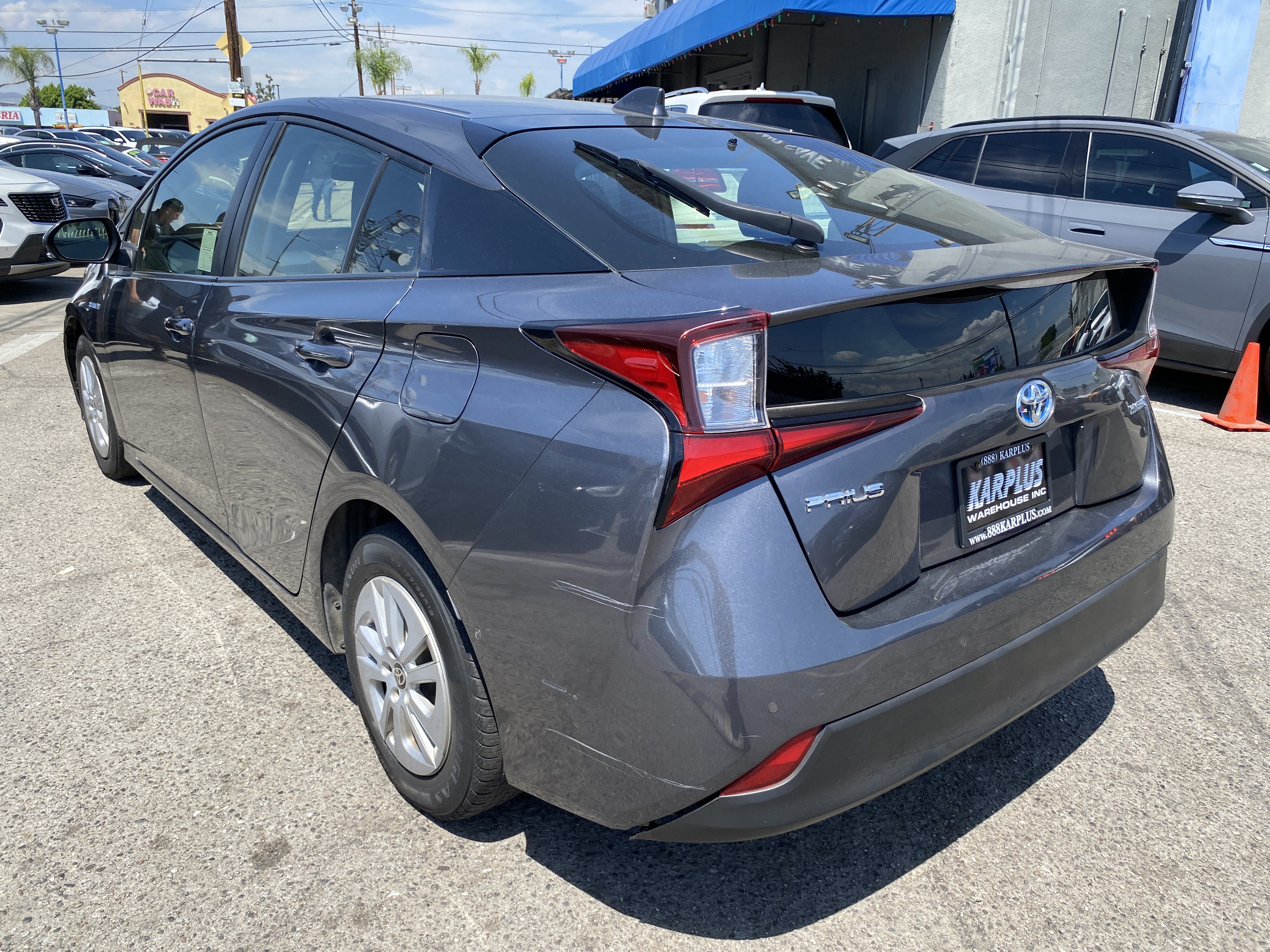 Used 2021 Toyota Prius LE FWD image 12