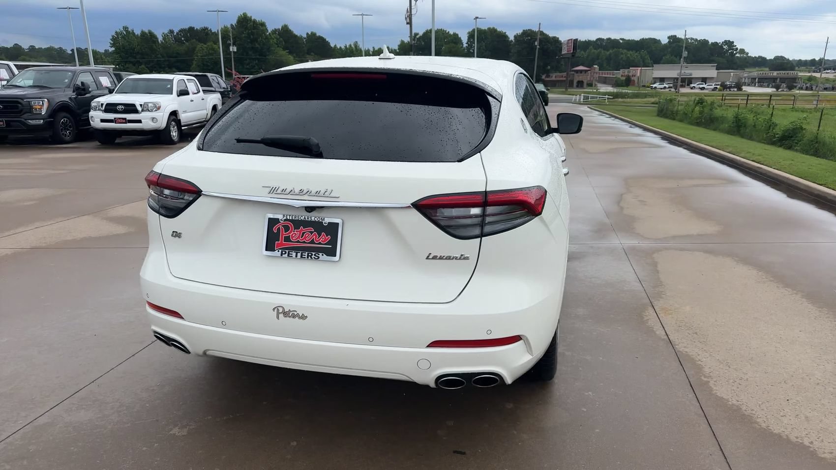 Used 2021 Maserati Levante AWD/4WD image 8
