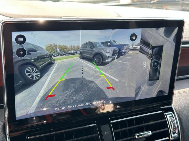 Used 2022 Lincoln Navigator Reserve image 34