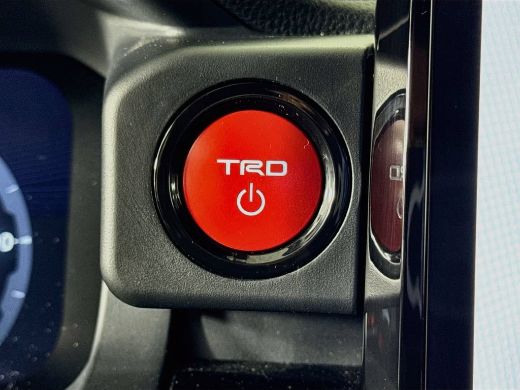 Used 2024 Toyota Tacoma TRD Pro AWD/4WD image 39