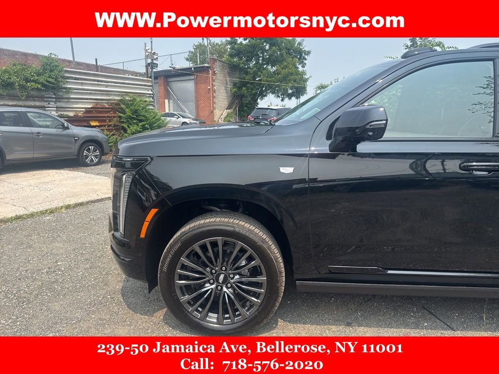 Used 2025 Cadillac Escalade Sport Platinum AWD/4WD image 12