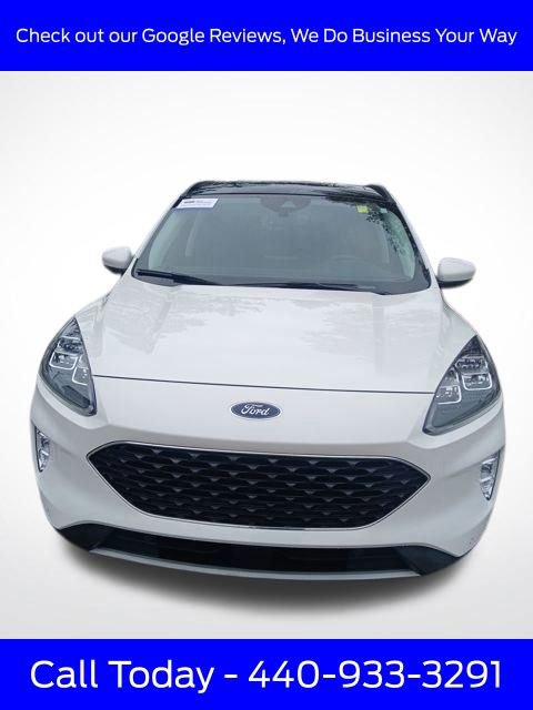 Certified 2022 Ford Escape Titanium w/ Class II Trailer Tow Package image 16