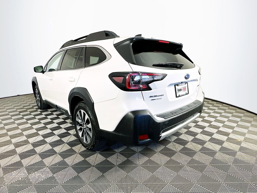 Used 2024 Subaru Outback Limited AWD/4WD image 7