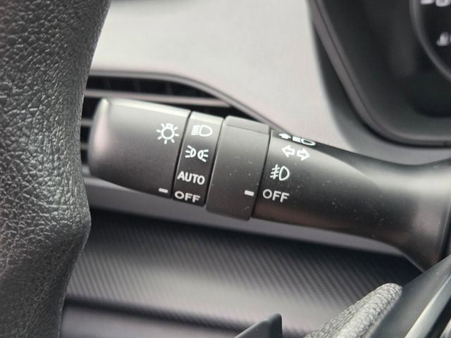 Used 2025 Subaru Crosstrek 2.0i Premium w/ Convenience Package #2 image 30