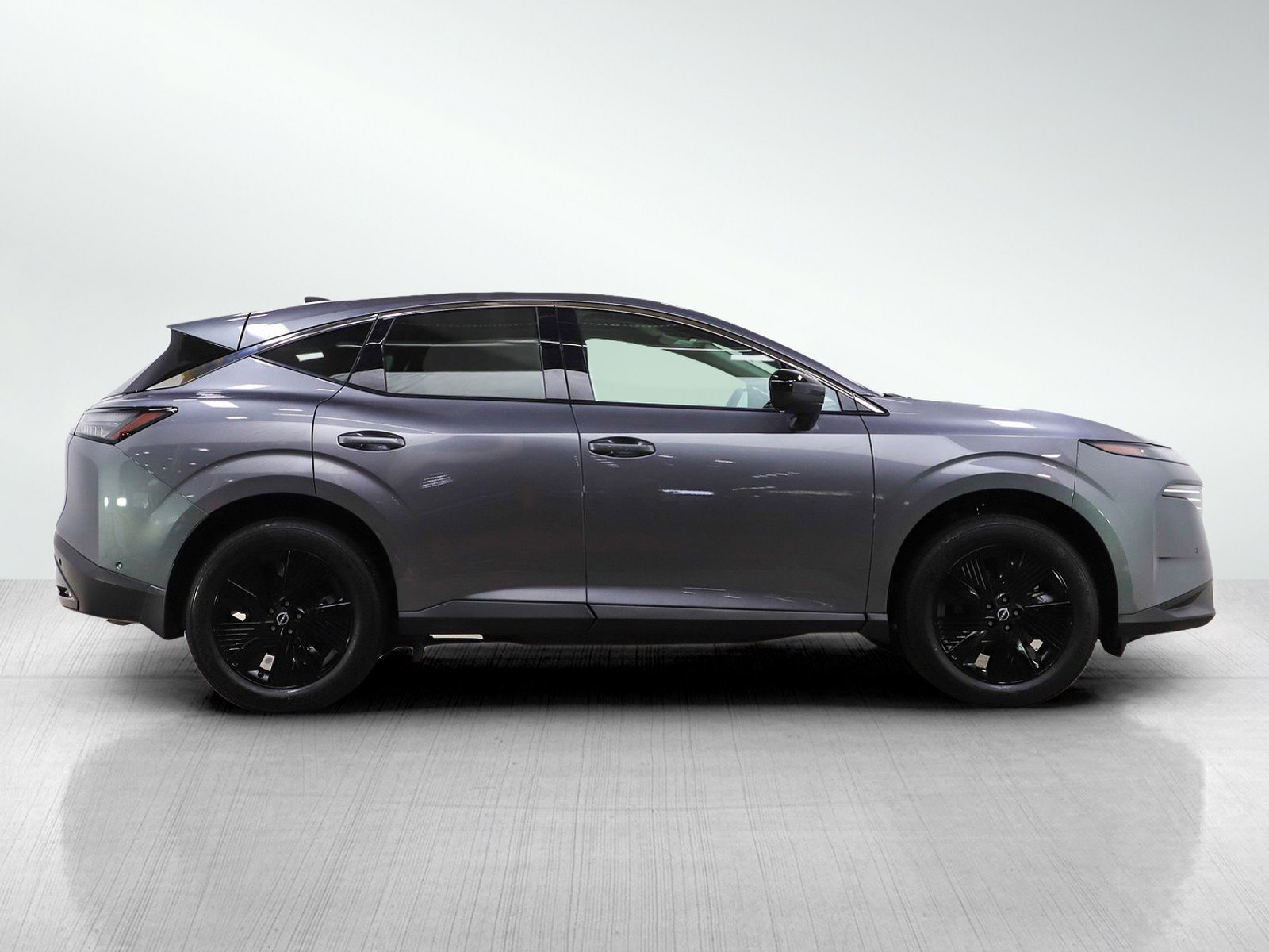 Used 2025 Nissan Murano SV AWD/4WD image 6