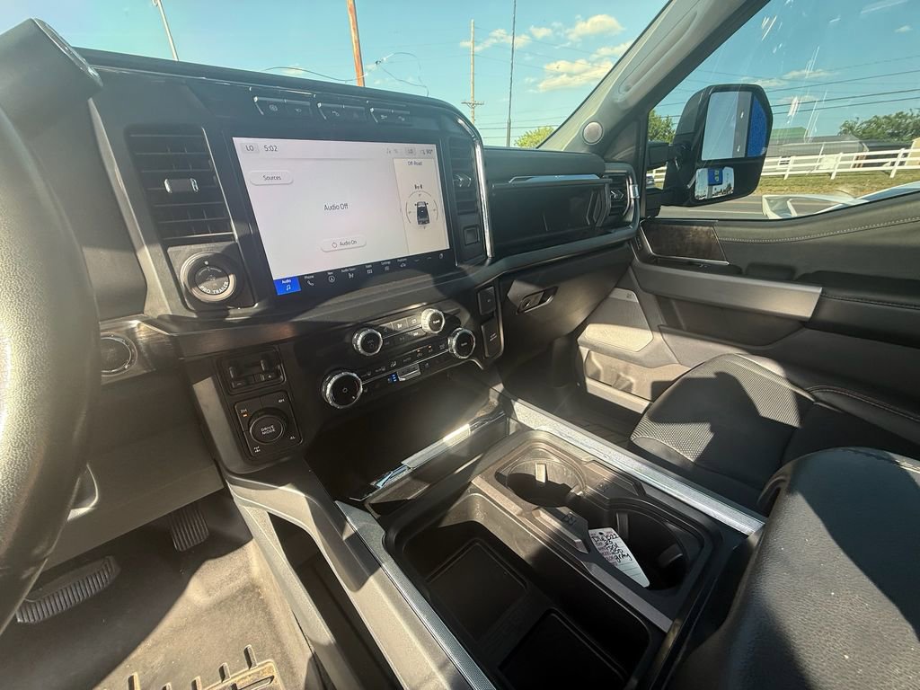 Used 2023 Ford F250 Lariat w/ Lariat Ultimate Package AWD/4WD image 15