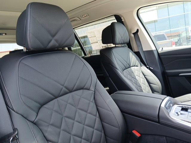 New 2027 BMW X7 xDrive40i w/ Premium Package AWD/4WD image 19