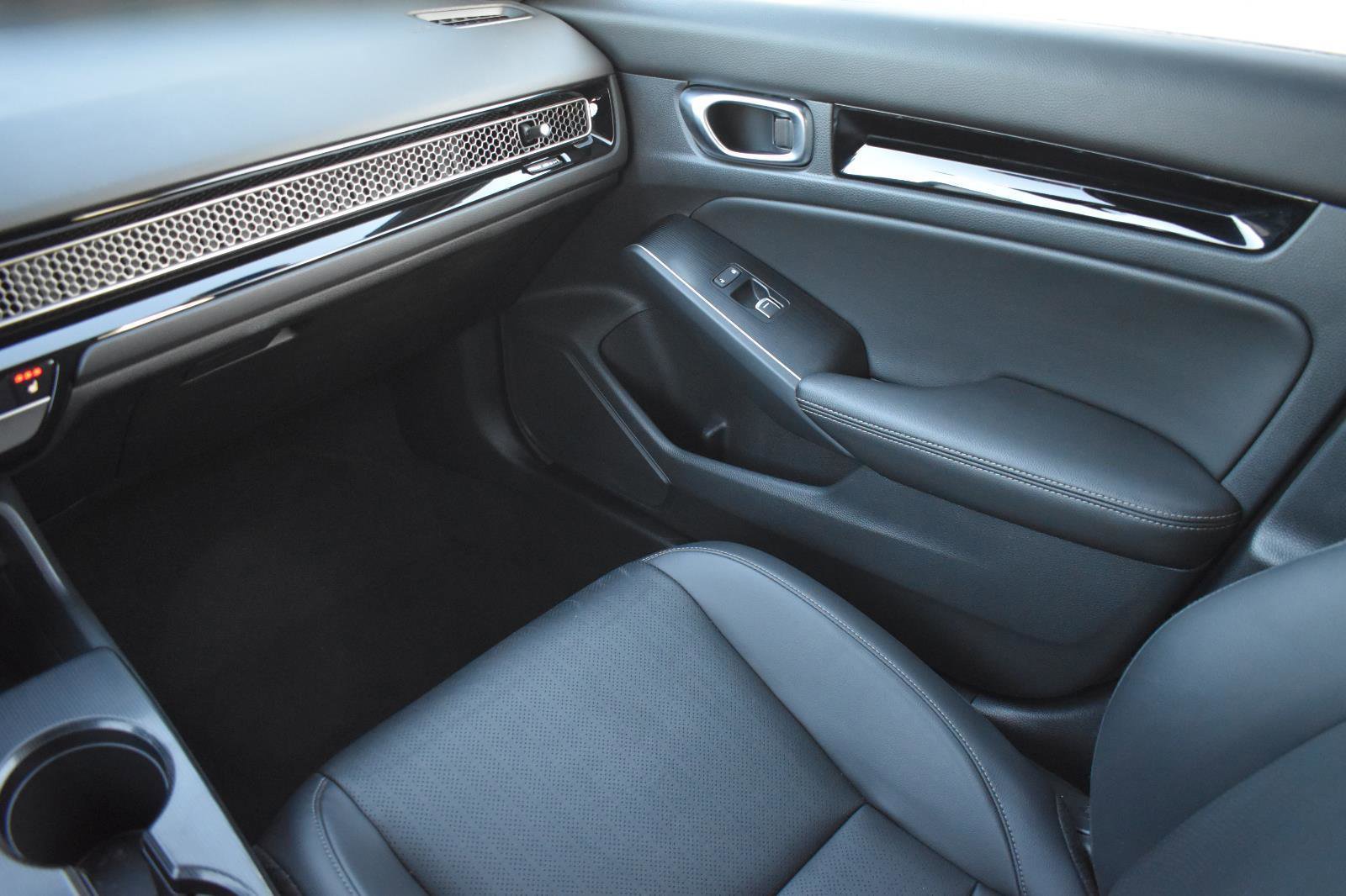 Used 2024 Honda Civic Sport Touring image 21