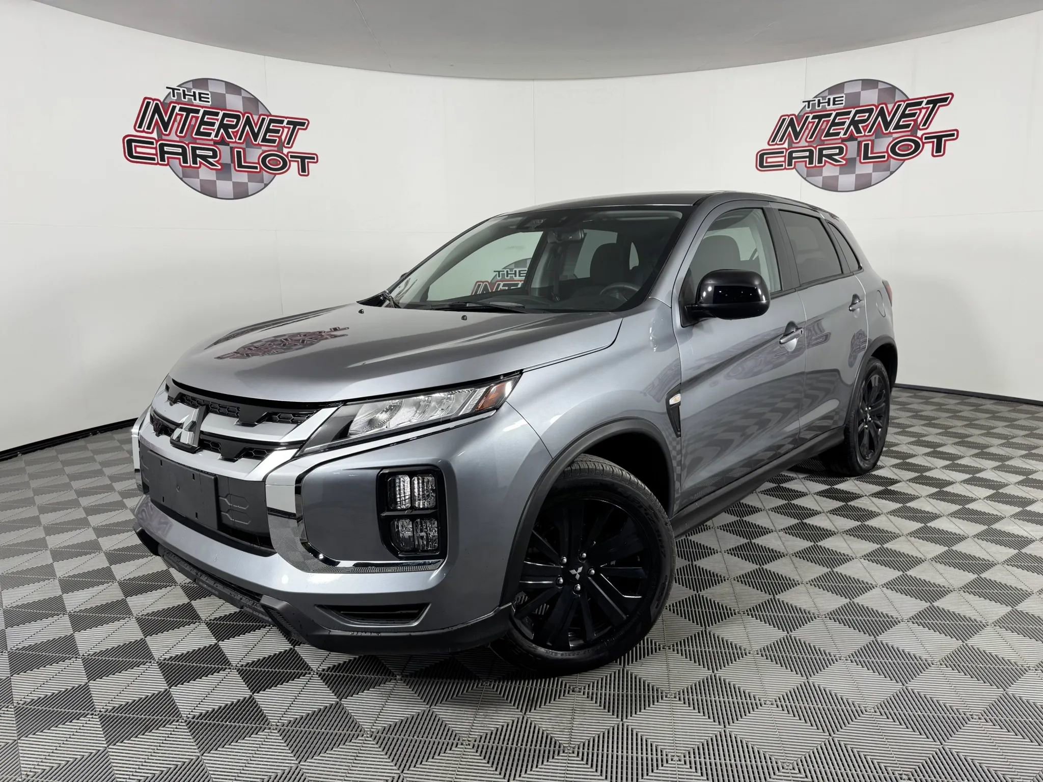 Used 2025 Mitsubishi Outlander Sport LE AWD/4WD image 1